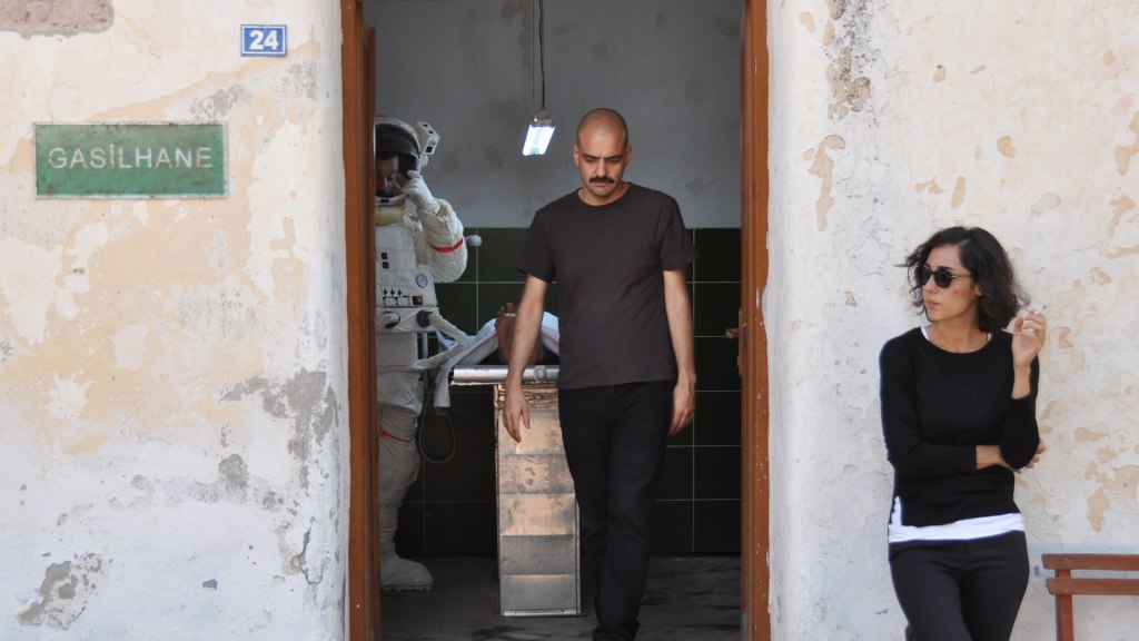 Bir tutkulu sevinç, bir tutkudan hüzün: Kelebekler*